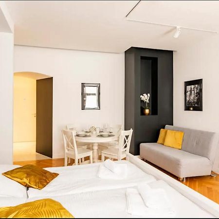 Gemuetliches Und Modernes Apartment,44 M² Wien Eksteriør billede